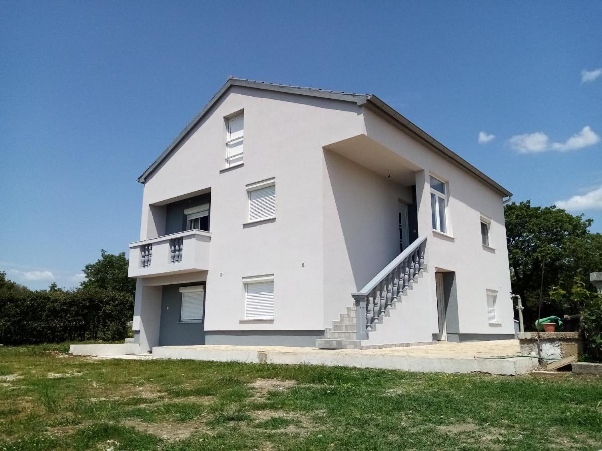 Luka Daire Galovac  Dış mekan fotoğraf